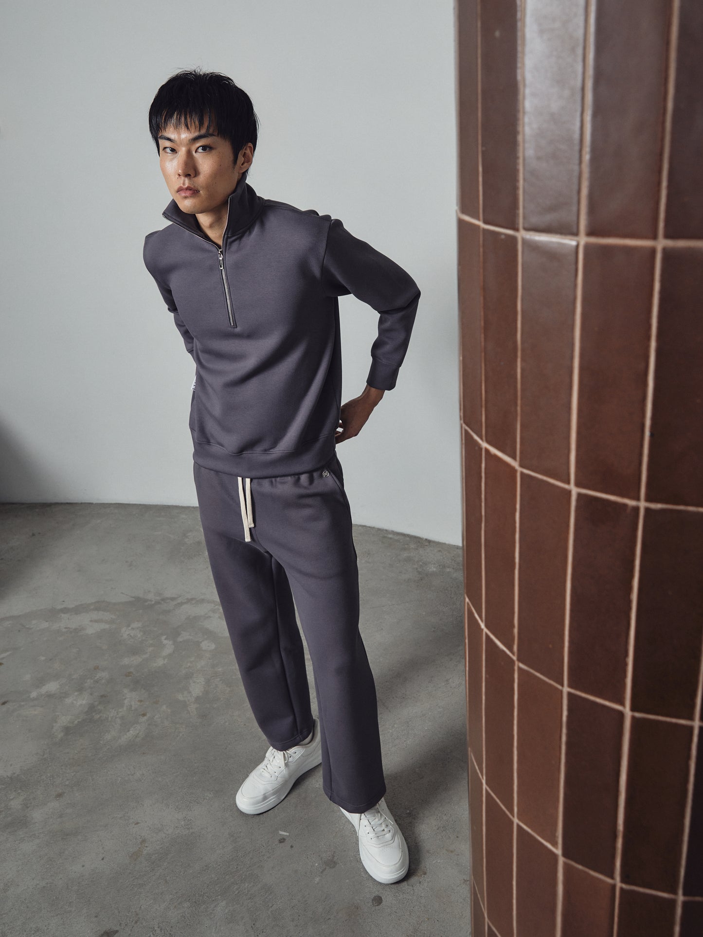 Reese Straight-cut Sweatpants Dust Grey