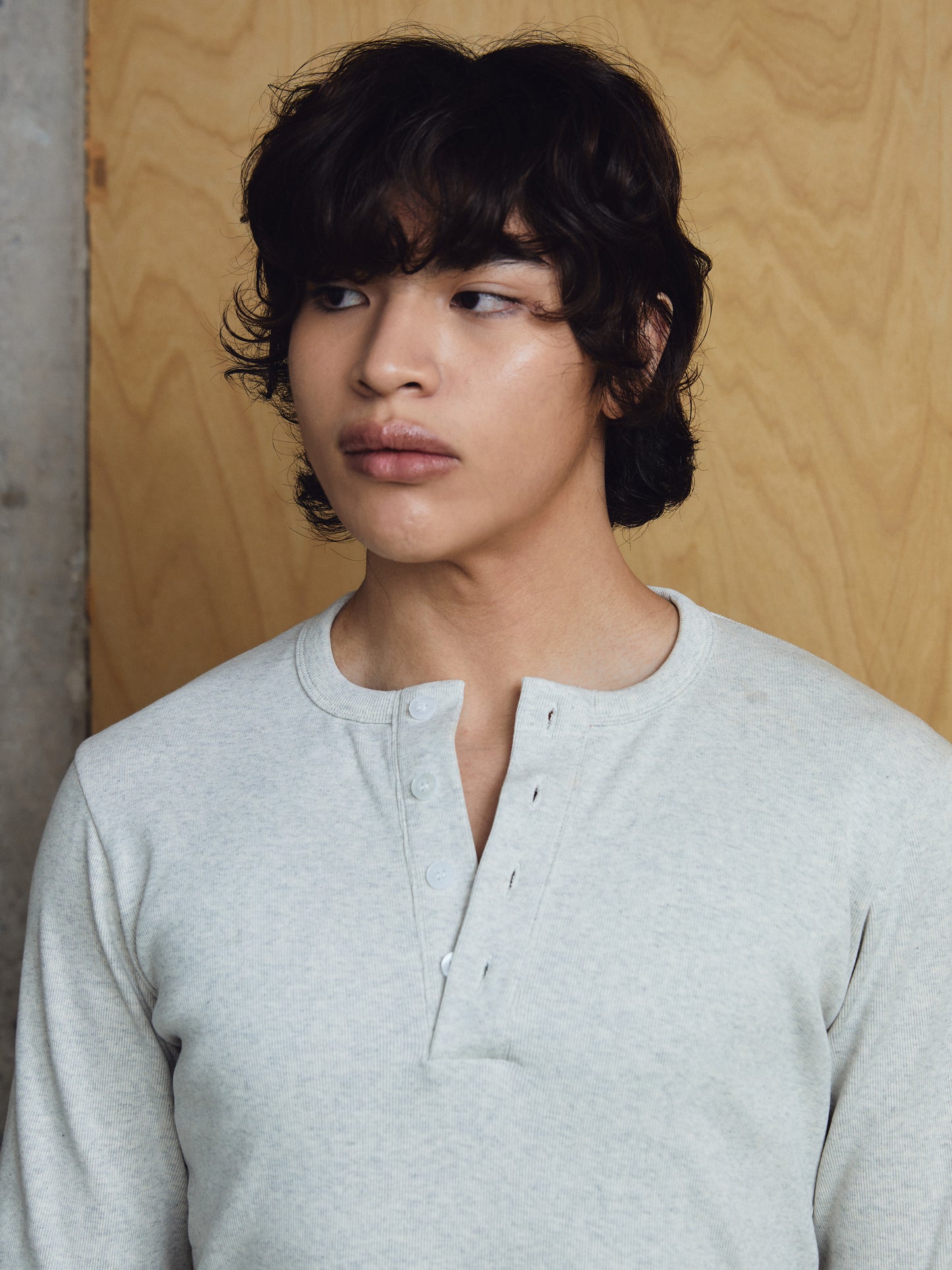 Roen Henley T-Shirt - Sustainble Cotton