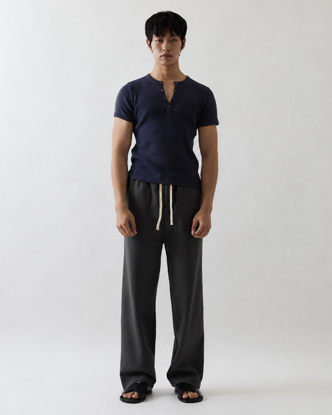 Malcolm Short-Sleeve Knitted Henley in Navy Blue