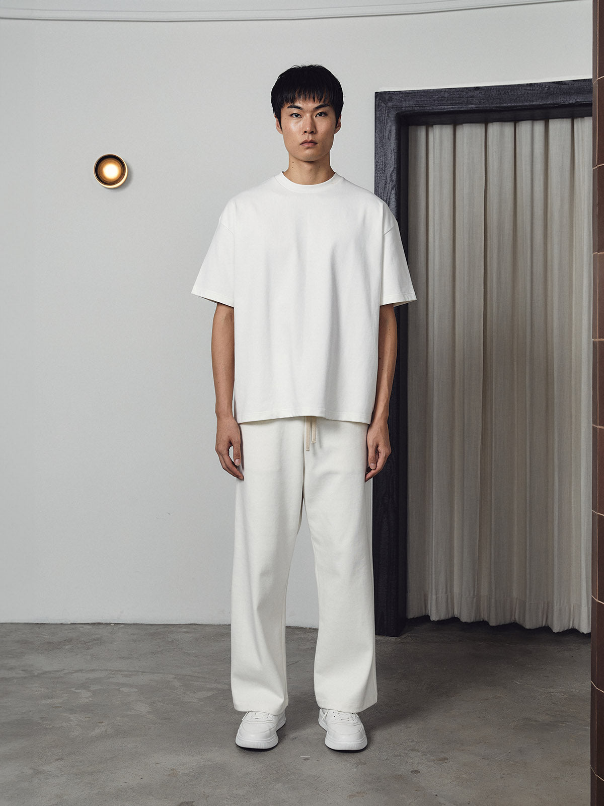 Elan Oversized T-Shirt - White
