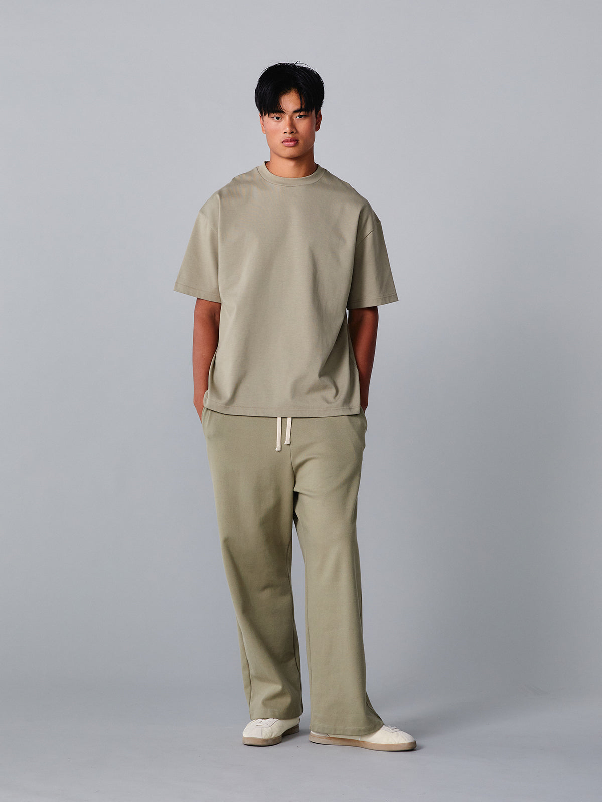 Armo Baggy Sweatpants - Moss Green